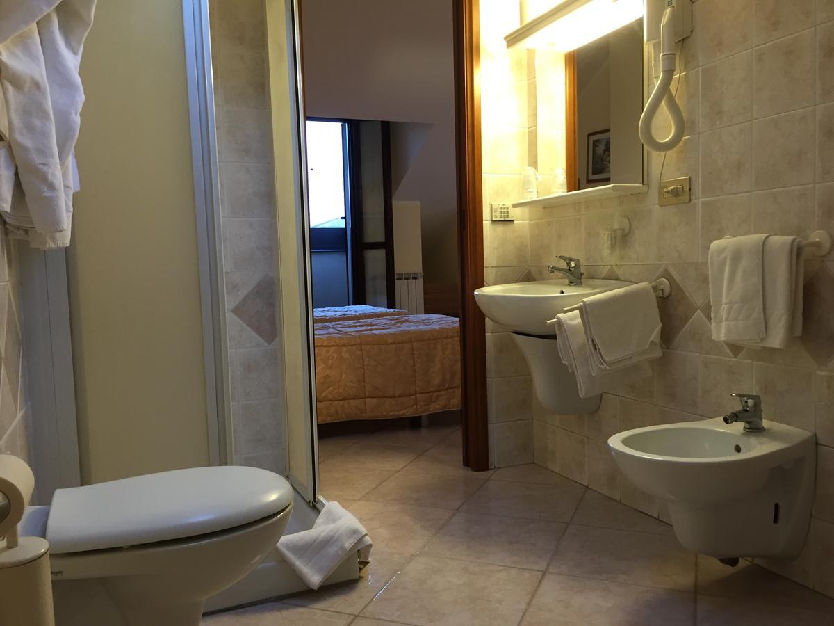 Hotel Rocco Каругате Екстериор снимка