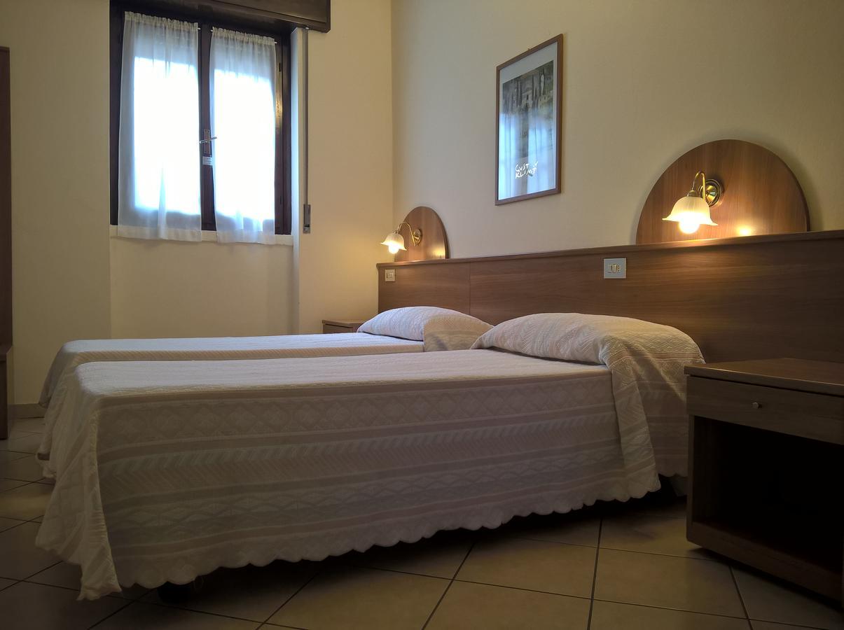 Hotel Rocco Каругате Екстериор снимка